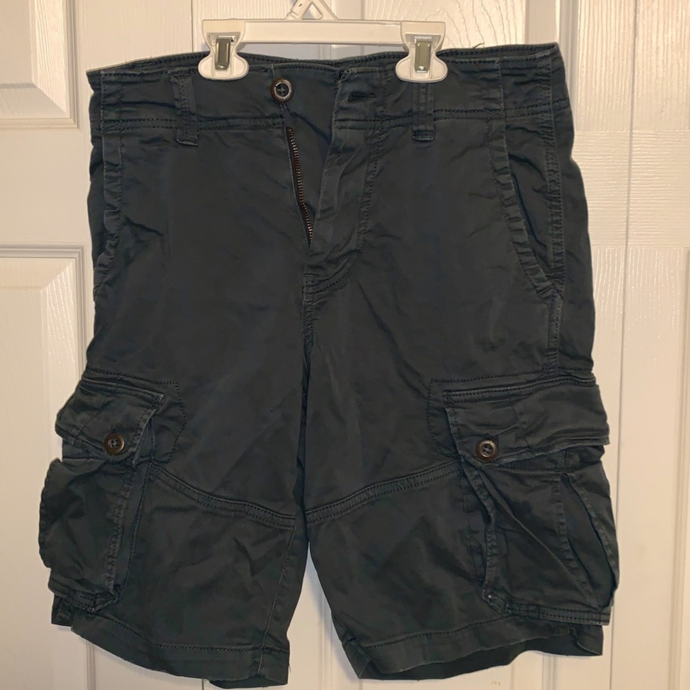American Eagle Gray Cargo Shorts 28 Waist